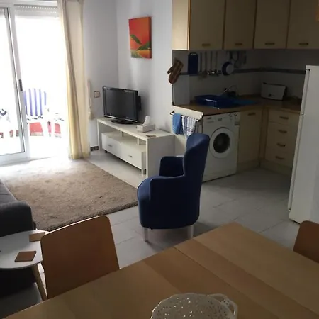 Sea View Apartment *